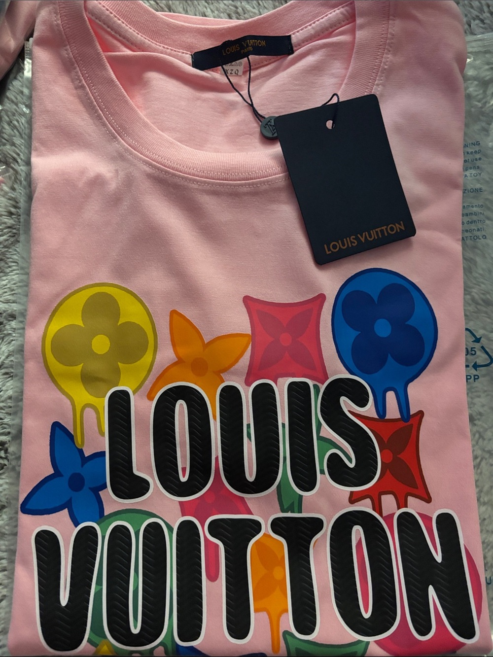 Louis Vuitton Pink Multicolor Drip Logo Tee - Picture 2 of 3